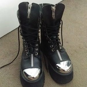 Demonia steele toe boots